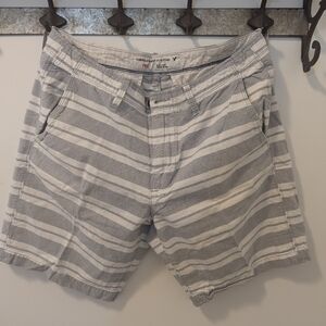 AE mens shorts size 33